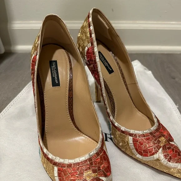 Dolce & Gabbana Gold and Red Floral Embroidered Heels - Picture 2 of 8